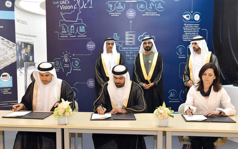 محمد بن راشد شهد توقيع مذكرة تفاهم بين مؤسسة دبي للمستقبل و«مبادلة» و«جنرال إلكتريك».  وام