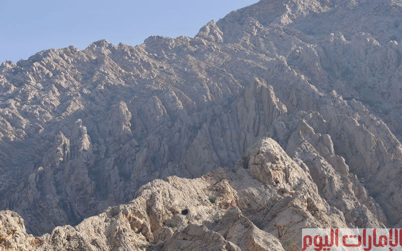 لدى المنطقة تاريخ قديم يرجع إلى أكثر من 4500 عام، وفيها قصر من قصور القرون الوسطى، يُعرف بقصر ملكة زباء أو زنوبيا، كذلك اكتُشفت في شمل مقابر قديمة يرجع تاريخها إلى 4000 عام.