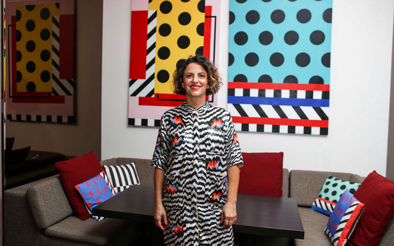 كاميل والالا تبتكر عالماً خاصاً وبصمة تنغمس في البُعد الهندسي
تصوير: أشوك فيرما