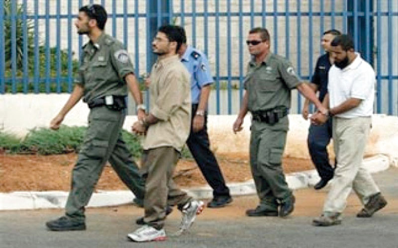 يهدف المعتقل إلى انتزاع الاعترافات من السجناء بشتى طرق التعذيب. غيتي