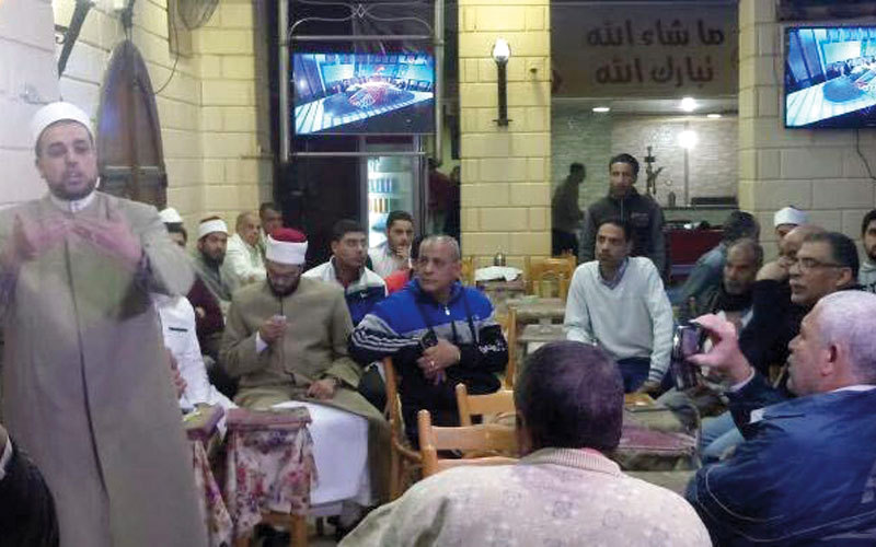 تبادل الرأي مع الشباب وتوضيح الغامض والملتبس أحد أهداف الأزهر في هذه المرحلة.              الإمارات اليوم