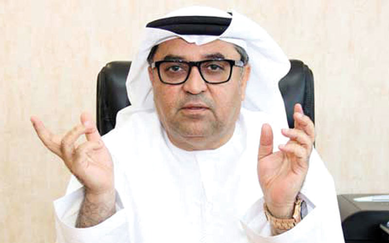 العميد عبدالله علي منخس : السارق استخدم سيفاً وأدوات أخرى لكسر أبواب وأقفال المحال التجارية.