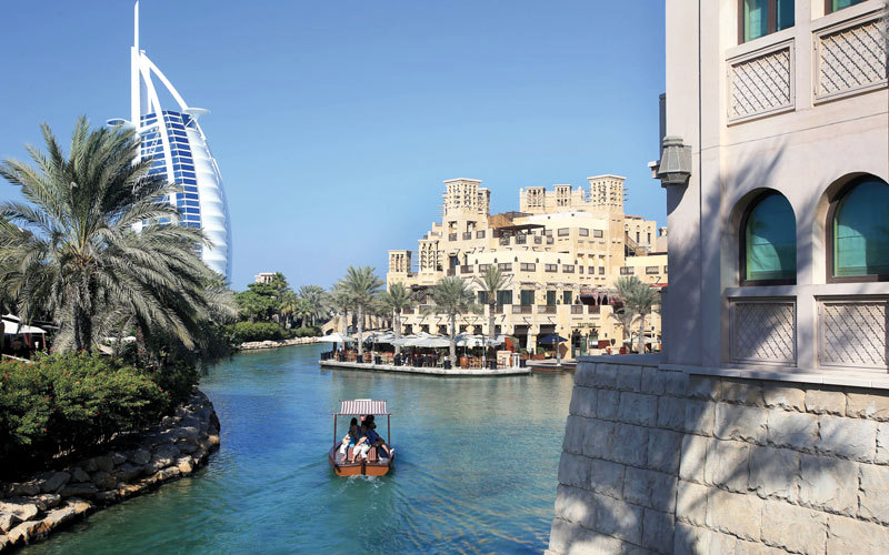 الإمارات.. 7 محطات في وجهة سياحية واحدة