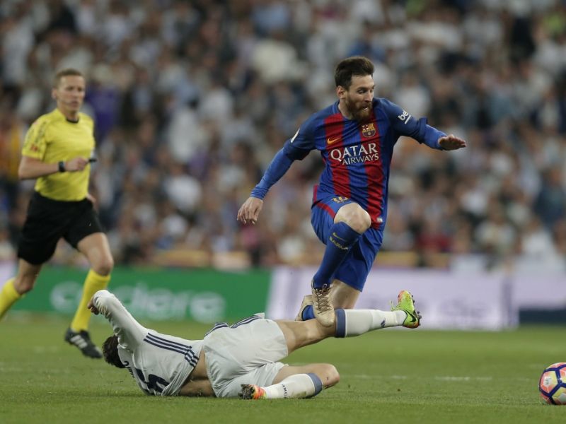 سجل   ميسي هدف الفوز 3 / 2 في الدقيقة الثانية من الوقت بدل الضائع  ليكون الهدف رقم 500 له مع برشلونة في مختلف المسابقات