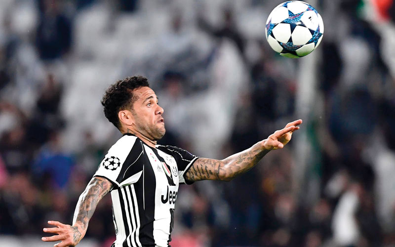 ألفيس عرض العودة إلى برشلونة يناير الماضي لكن إدارة الكاتالوني رفضت. أ.ف.ب