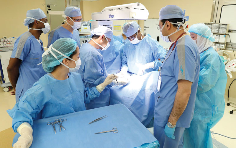 كرة بقطر 7 سنتيميترات حافظت على سلامة الأعضاء طوال وجودها خارج البطن. من المصدر