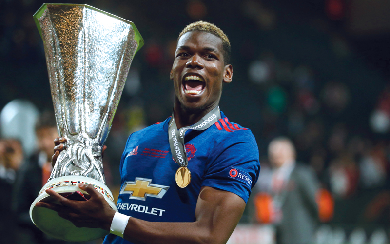 بوغبا قاد مانشستر يونايتد للفوز بكأس الدوري الأوروبي. أ.ف.ب